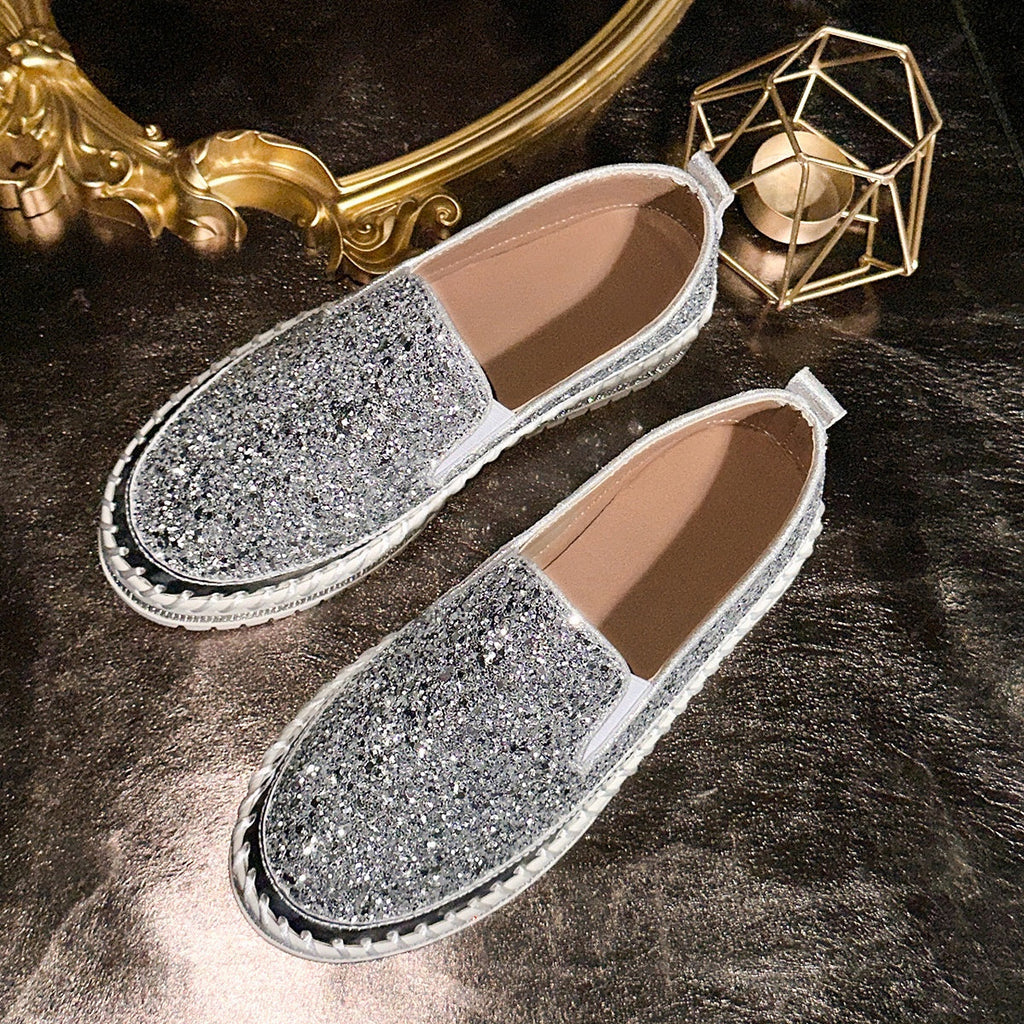 Buty Slip-On damskie z dekoracyjnymi akcentami | L&V - 13 - Livia-Moda