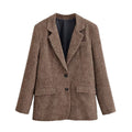 Blazer damski z klasycznymi klapami i naszytymi kieszeniami | L&V - 3 - Livia-Moda