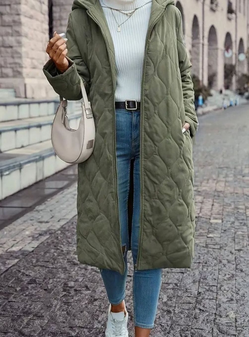 Damski płaszcz z kapturem i zamkiem błyskawicznym, długi krój | L&V - 2 - Livia-Moda