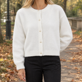 Cardigan damski z luźnym krojem i eleganckim zapięciem | L&V - 1 - Livia-Moda