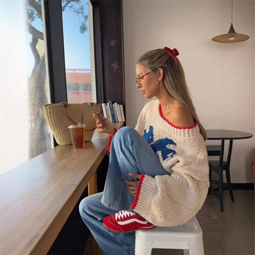 Pullover damski z okrągłym dekoltem i kontrastowym wzorem - 5 - Livia-Moda