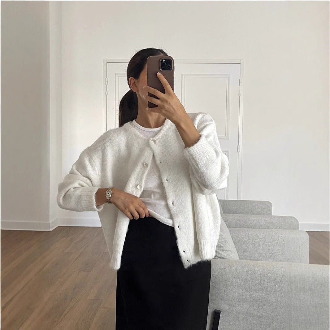 Cardigan damski z guzikami i luźnym krojem - 5 - Livia-Moda