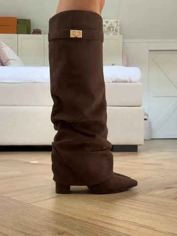 Kurtka damska oversize z eleganckim kołnierzem i guzikiem - 7 - Livia-Moda