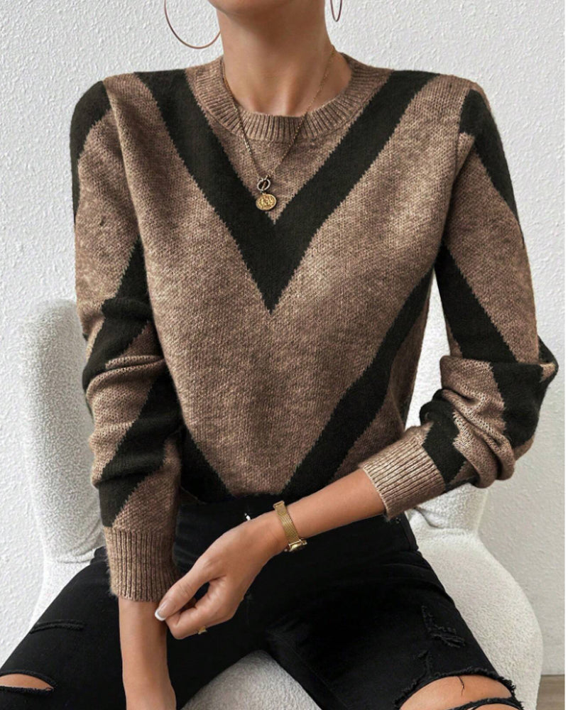 Pullover damski z dekoltem okrągłym w geometryczny wzór - 10 - Livia-Moda