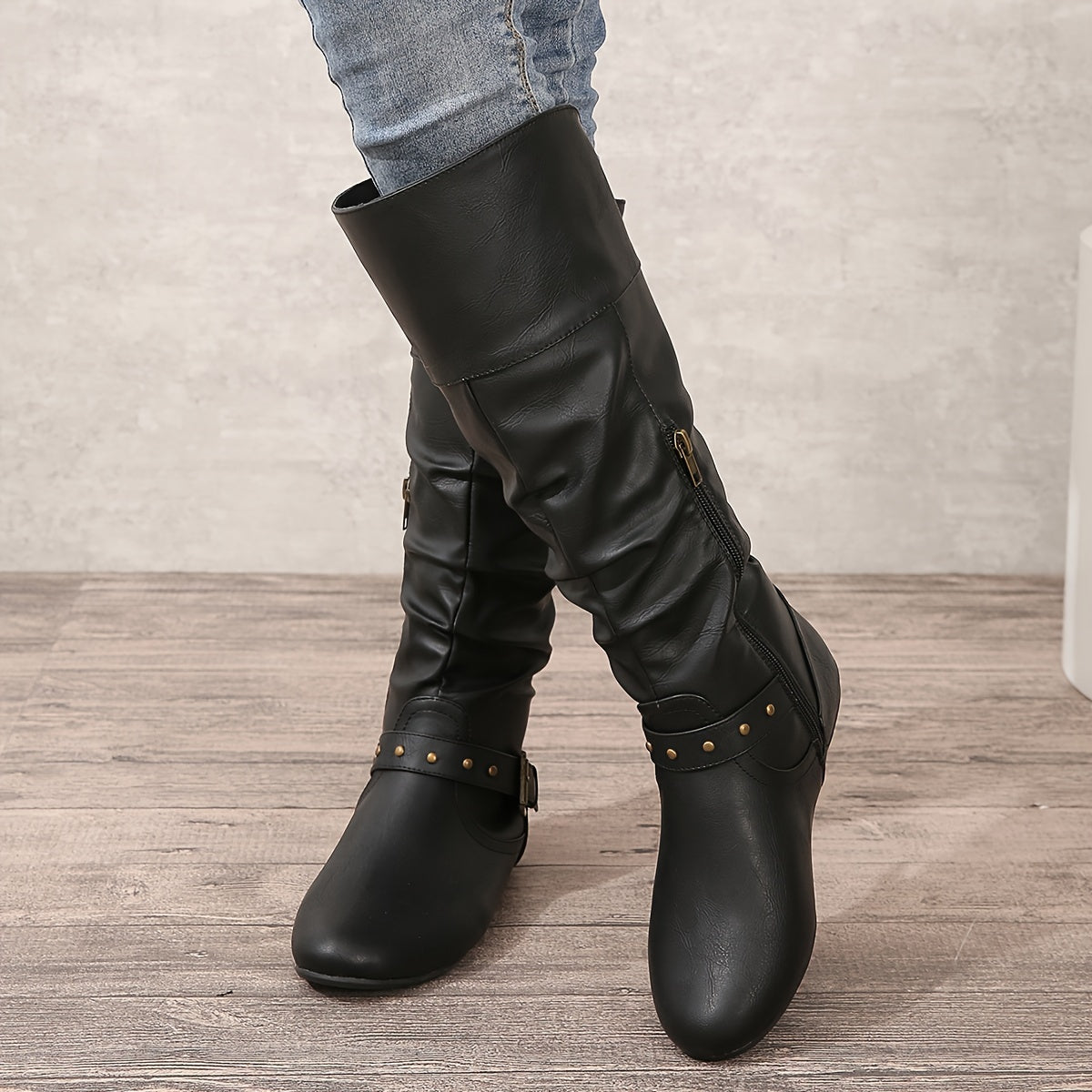 Botki damskie z klamrą i elastycznym cholewką - 9 - Livia-Moda