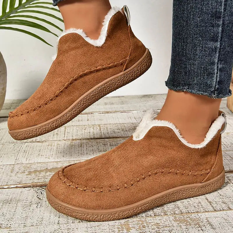 Buty damskie casual z miękkim wykończeniem i wygodną podeszwą - 4 - Livia-Moda