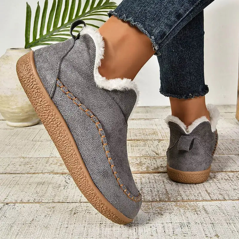 Buty damskie casual z miękkim wykończeniem i wygodną podeszwą - 6 - Livia-Moda