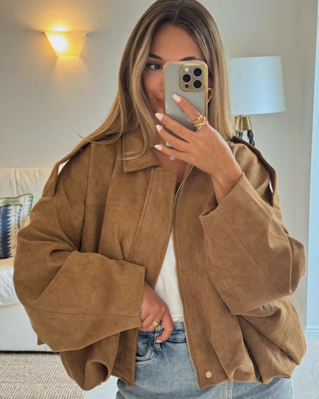 Kurtka damska oversize z strukturalnym kołnierzem i kieszeniami - 13 - Livia-Moda