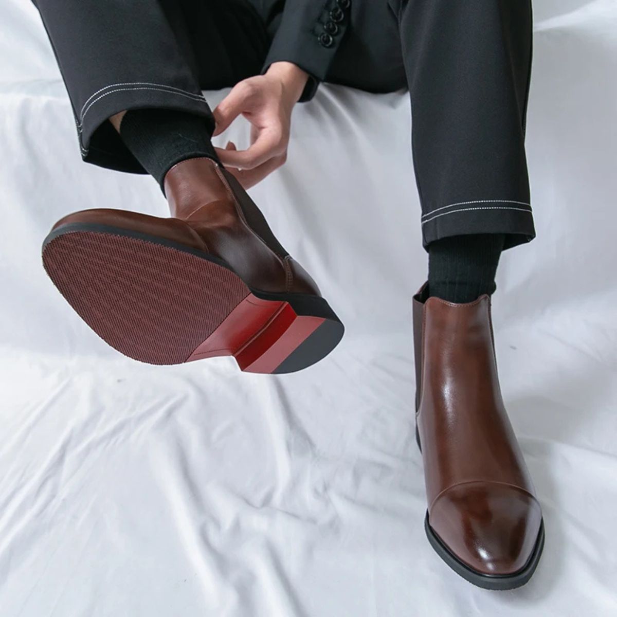 Daniel – Eleganckie męskie botki skórzane typu Chelsea