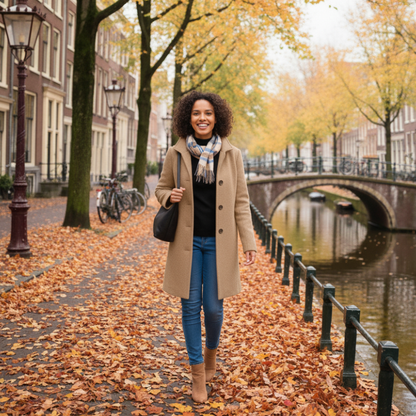 Hazel – Stylowy wełniany płaszcz z kołnierzem dla kobiet