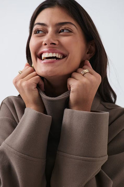 Maja – Kurtka z wysokim kołnierzem damska