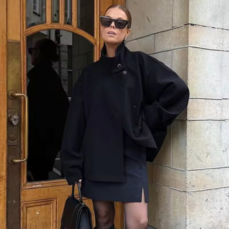 Zofia – Elegancki Płaszcz Damski o Nowoczesnym Kroju