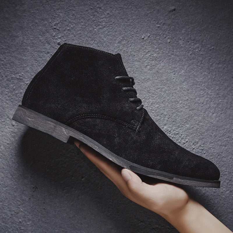 Paweł – Stylowe buty męskie z zamszu o klasycznym kroju