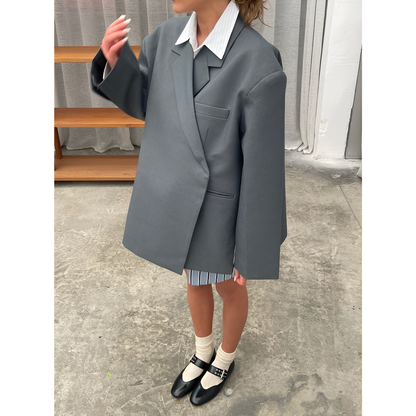 Elena - Marynarka damska oversize w kolorze beżowym