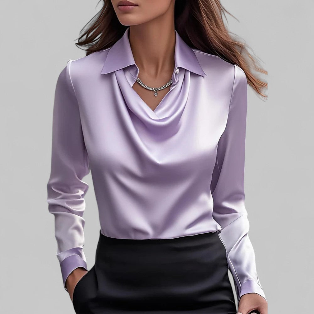 Victoria – Elegancka satynowa bluzka damska z lejącym dekoltem