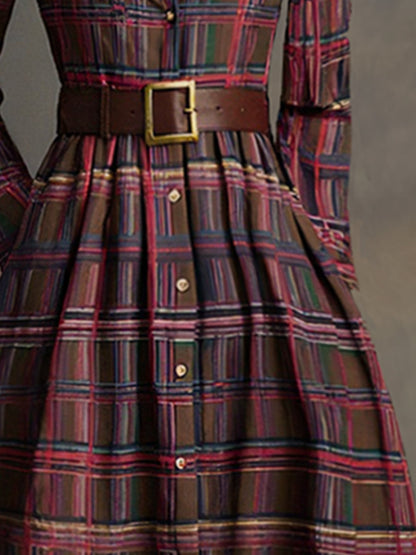 Helena – Damska długa sukienka koszulowa w kratę