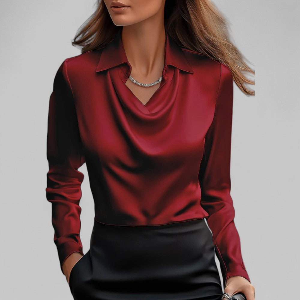 Victoria – Elegancka satynowa bluzka damska z lejącym dekoltem