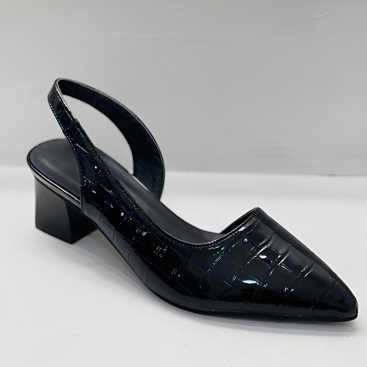Clara – Eleganckie czółenka slingback na niskim obcasie damskie