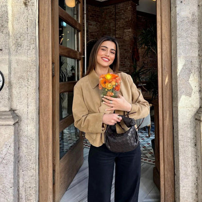 Marina – Krótka damska kurtka z zamszu naturalnego