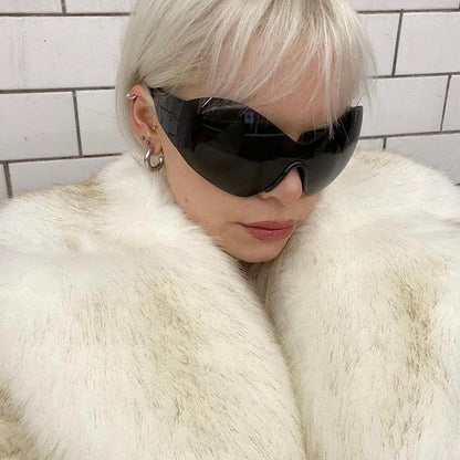 Sofía – Luksusowa krótka kurtka damska z miękkim futrzanym wykończeniem