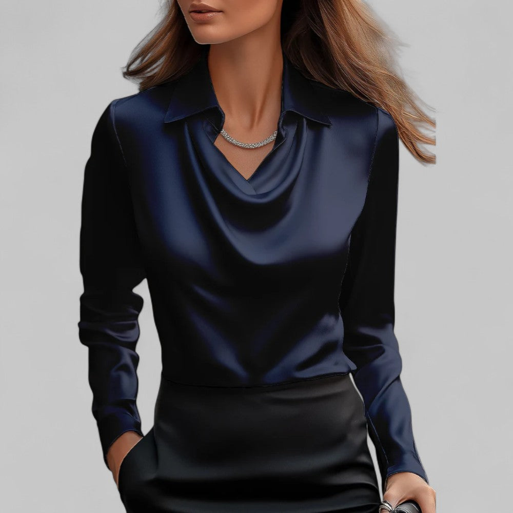 Victoria – Elegancka satynowa bluzka damska z lejącym dekoltem
