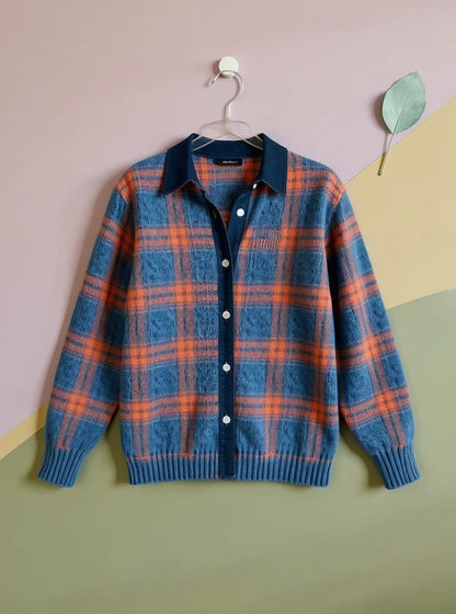 Chloe – Damski jesienno-zimowy sweter koszulowy w miękką kratę