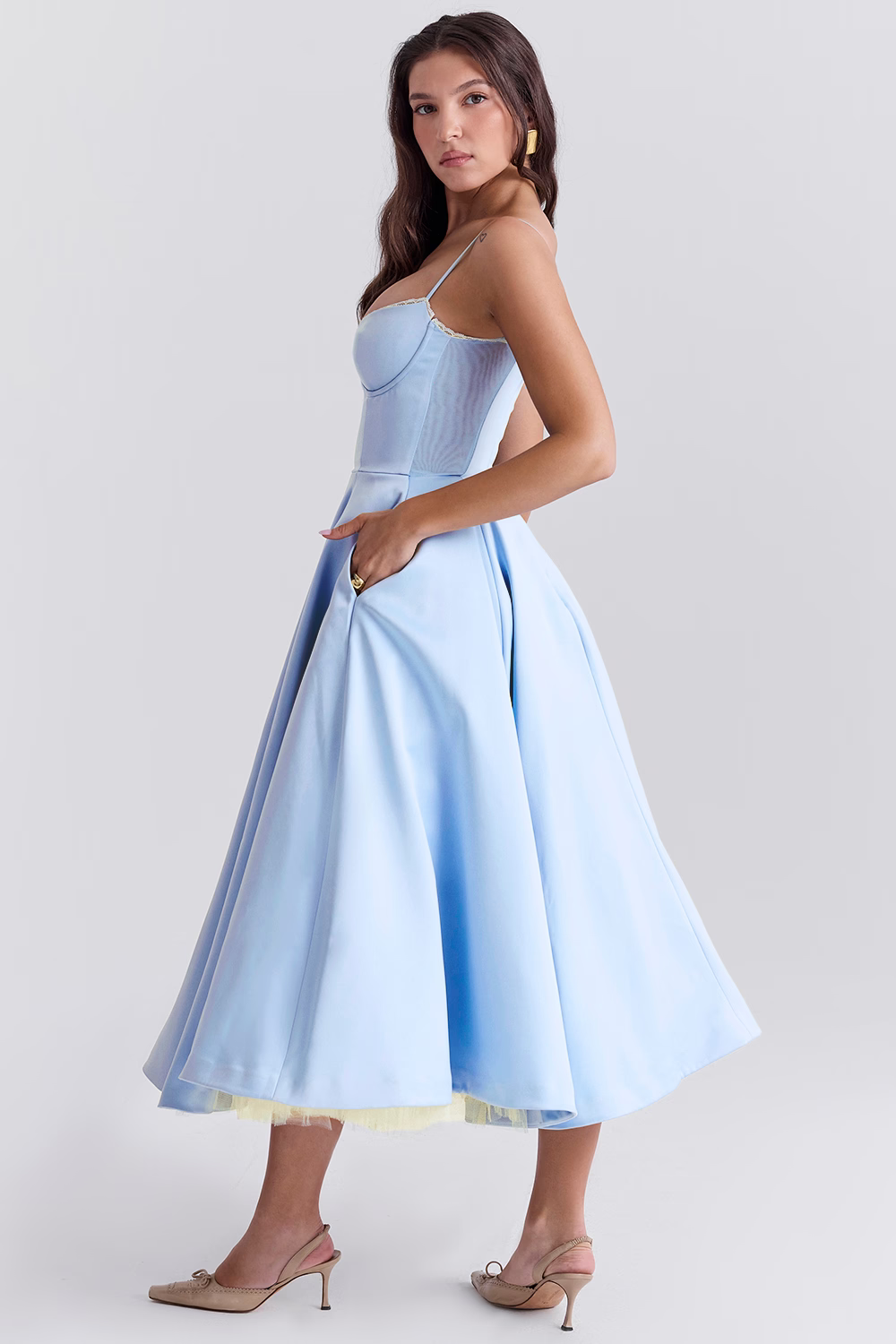 Lucía – Stylowa sukienka wyszczuplająca
