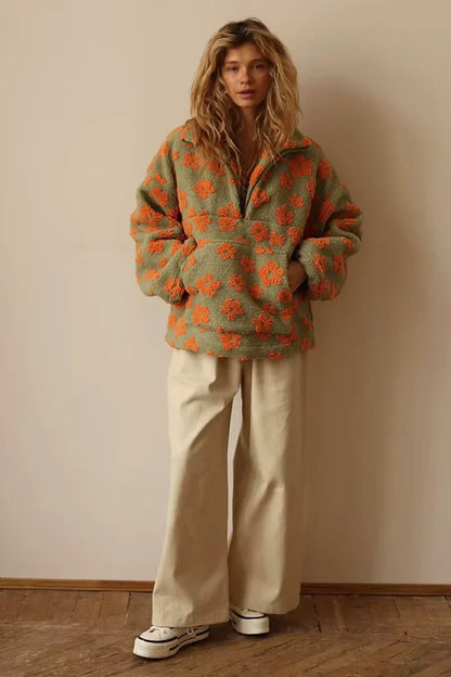 Valeria – Przytulna damska bluza polarowa z kwiatowym wzorem