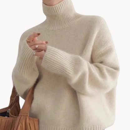 Amelia – Miękki oversize sweter damski z golfem
