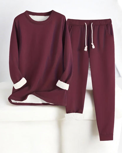 Amelia – Damski ocieplany komplet dresowy z miękką podszewką