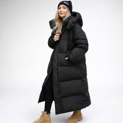Claudia – Długa Pikowana Kurtka z Kapturem