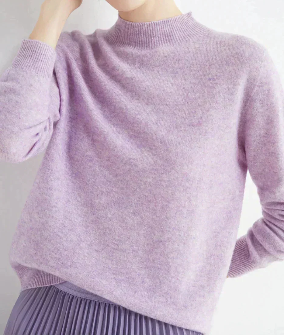 Sweter damski z okrągłym dekoltem i długim rękawem - 19 - Livia-Moda