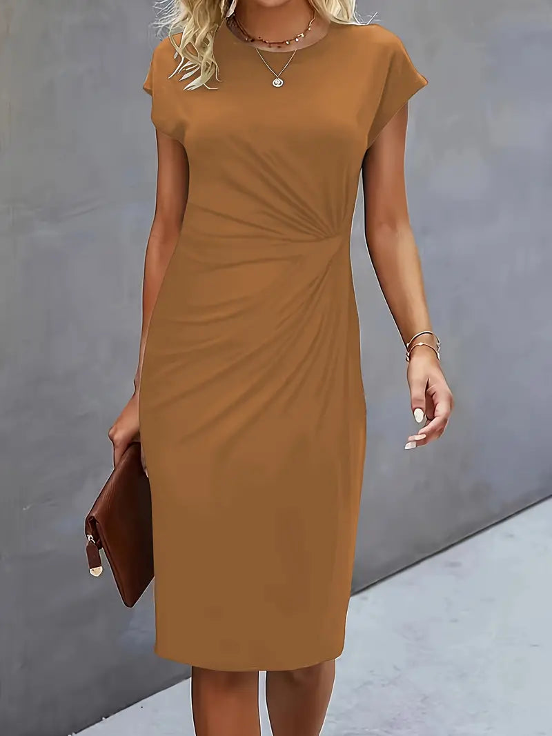 Claudia – Lniana sukienka midi o eleganckim, dopasowanym fasonie
