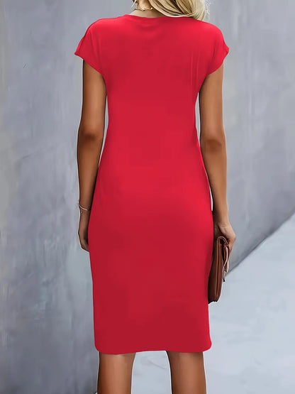 Claudia – Lniana sukienka midi o eleganckim, dopasowanym fasonie