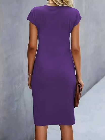 Claudia – Lniana sukienka midi o eleganckim, dopasowanym fasonie