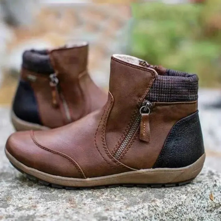 Nadia – Stylowe Damskie Botki z Zamkiem i Wzorzystym Wykończeniem
