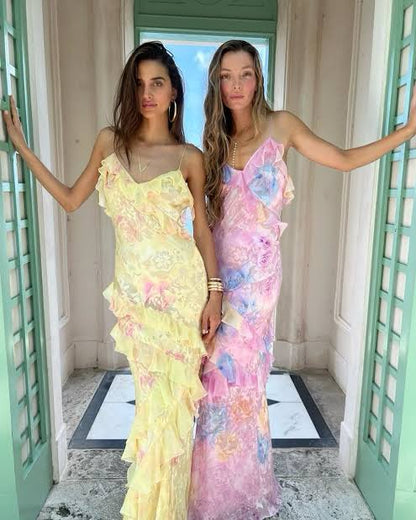 Lucía – Suknia Maxi na Ramiączkach z Warstwowymi Falbanami