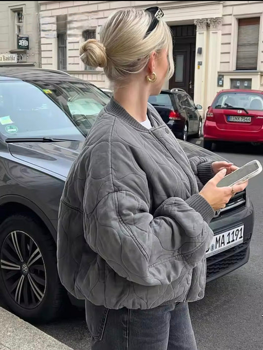 Sofia – Pikowana Kurtka o Krótkim Kroju