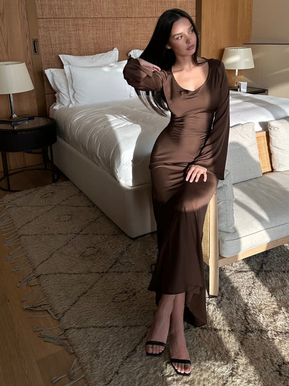 Clara – Elegant Long-sleeved Dress for Women - Image 3