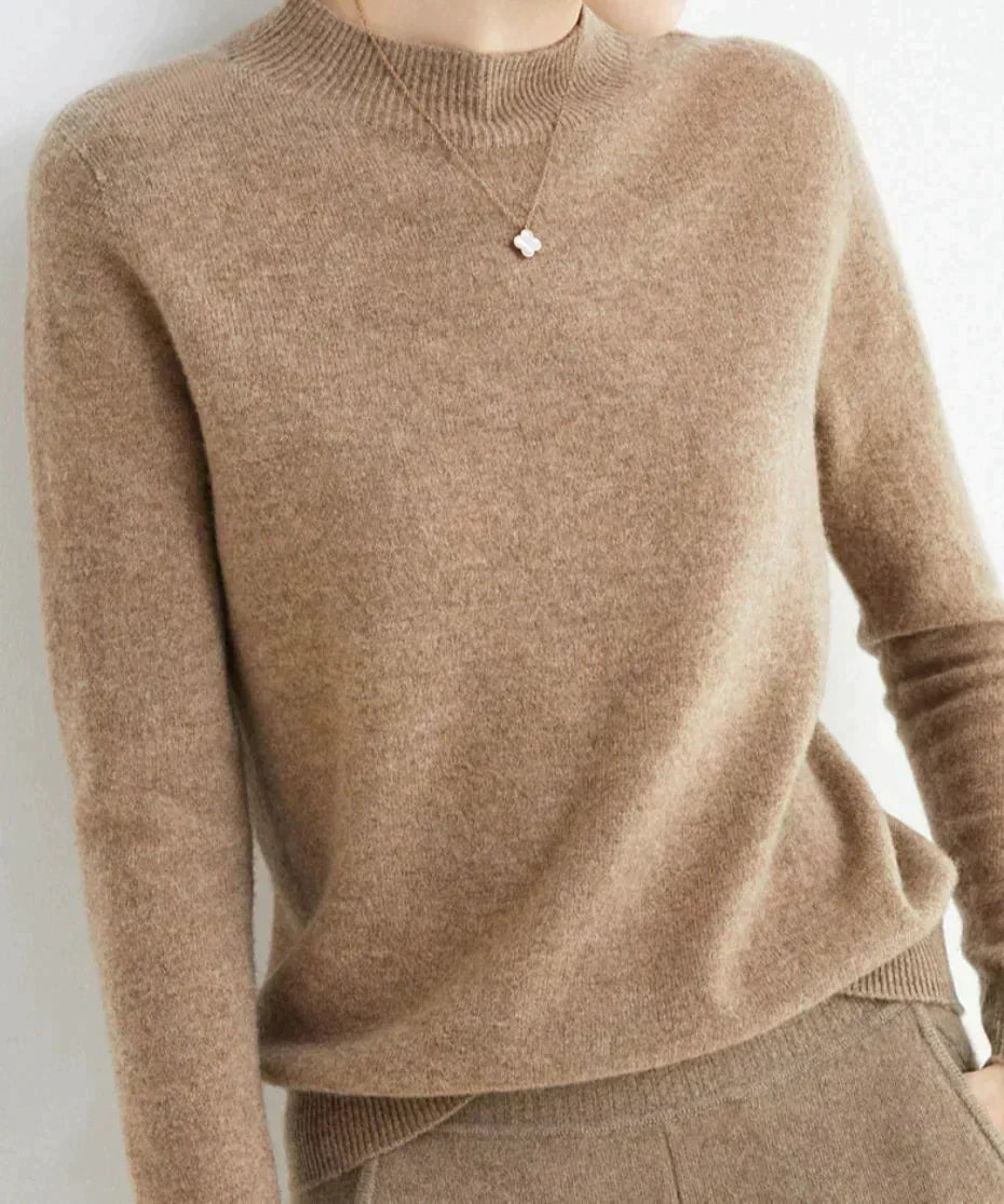 Sweter damski z okrągłym dekoltem i długim rękawem - 26 - Livia-Moda