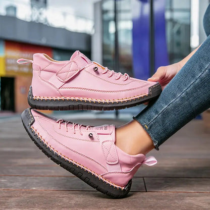 Mara – Damskie sneakersy o sportowym kroju z kontrastowymi przeszyciami
