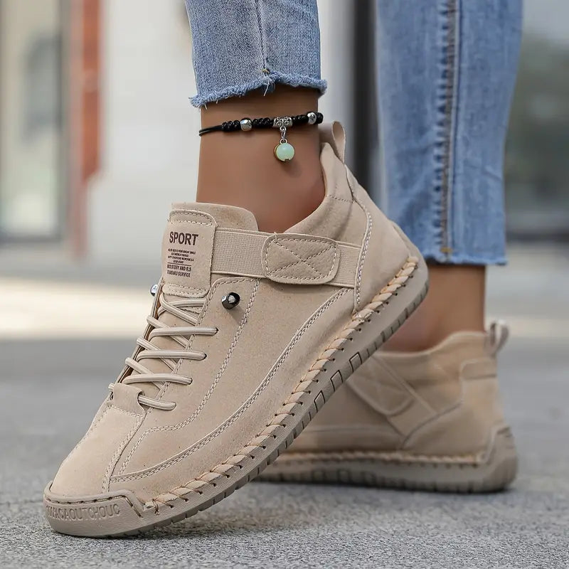 Mara – Damskie sneakersy o sportowym kroju z kontrastowymi przeszyciami