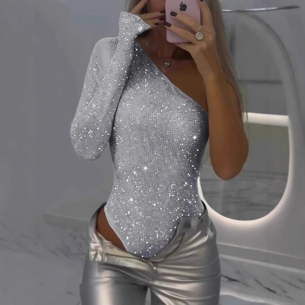 Monika – Damskie body wieczorowe z połyskiem i jednym rękawem