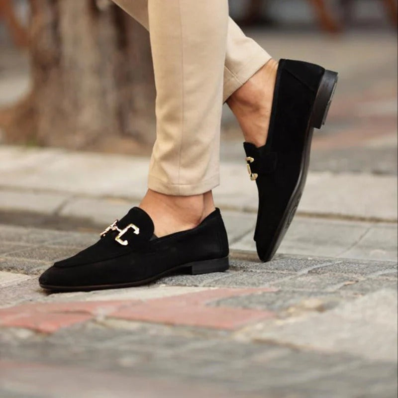 Loafersy damskie czarne z elegancką klamrą - 2 - Livia-Moda