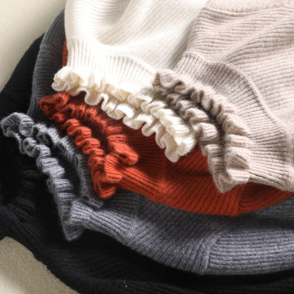 Natalia – Damski Sweter z Falbankowym Golfem i Rękawami