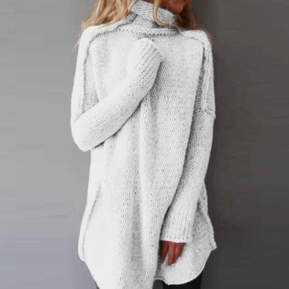 Karolina – Miękki Oversize Sweter Damski z Golfem