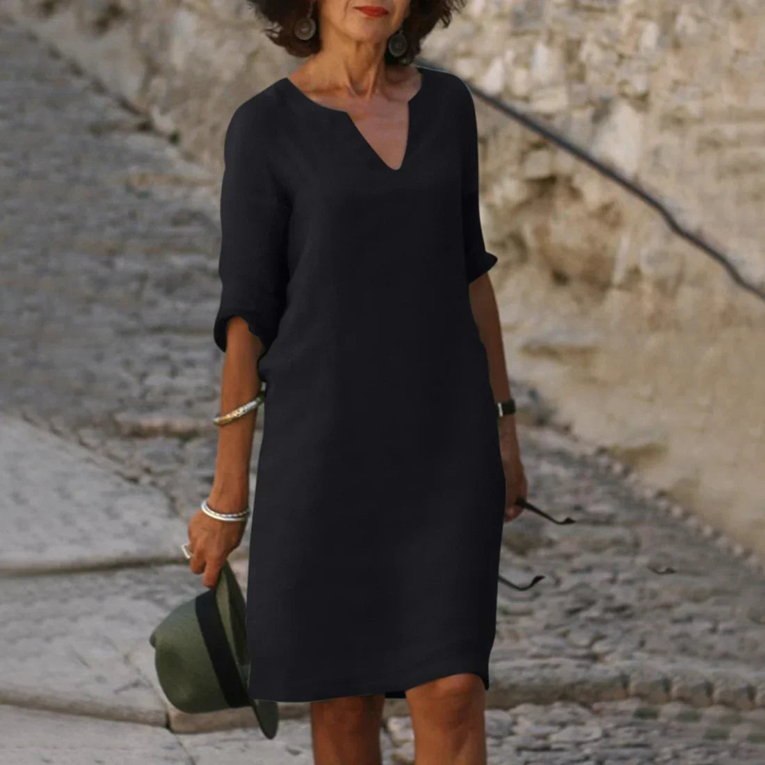Nina – Women's dress with V-neck and 3/4 sleeves - Image 2