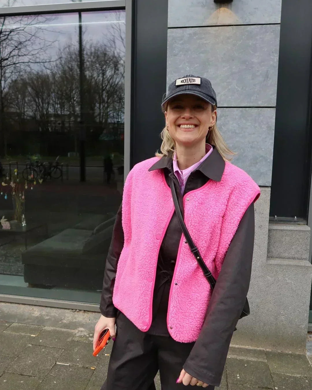 Sophie - Damska kamizelka polarowa zapinana na napy