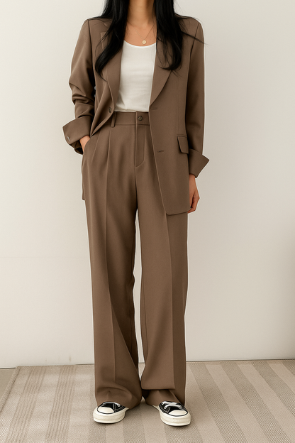 Daniela – Tailored Two-Piece Suit for Women - Image 2