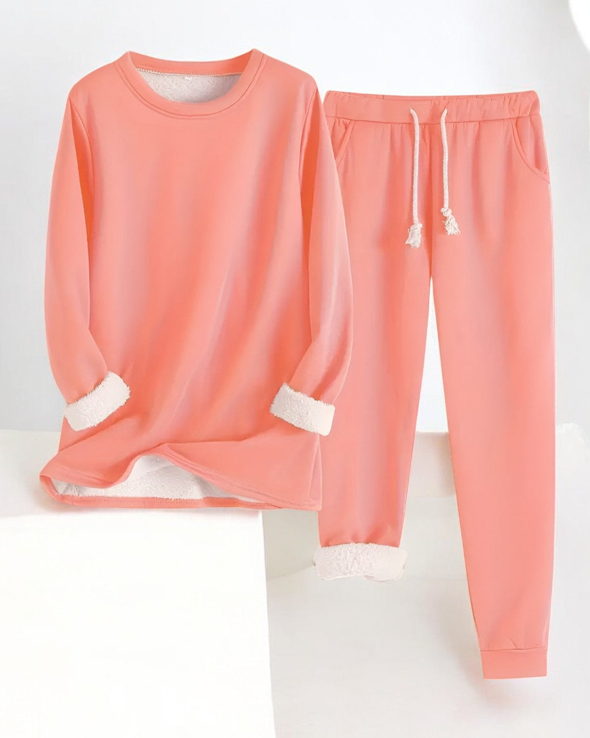 Amelia – Damski ocieplany komplet dresowy z miękką podszewką